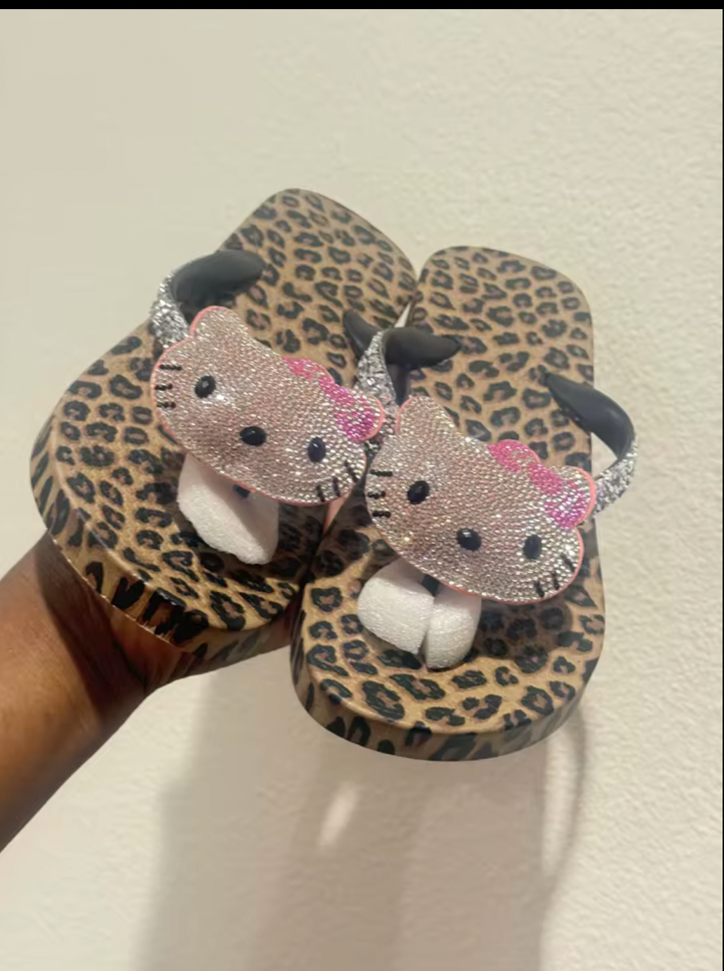 Hello kitty Summer Rhinestone Leopard Print Women's Kitty Sandals Non-Slip Flip Flops